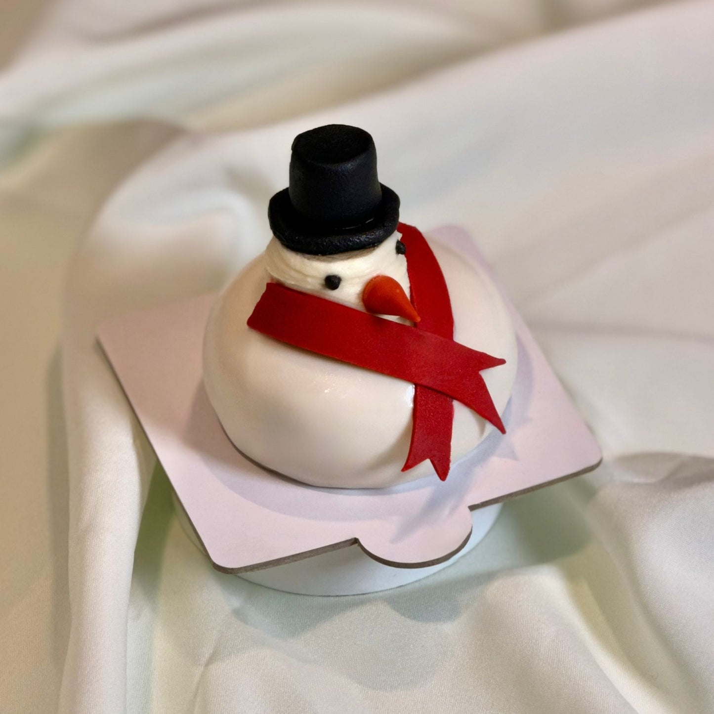 Winter Snowman Petit Gateau