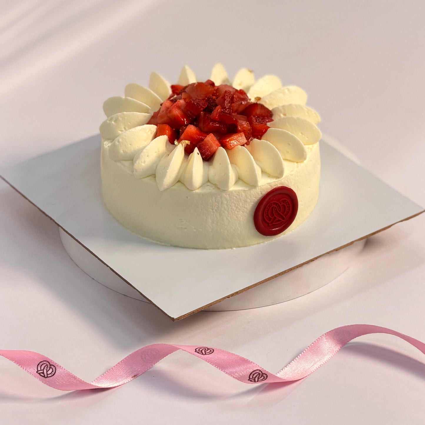 Sugar-Free Strawberry Cake