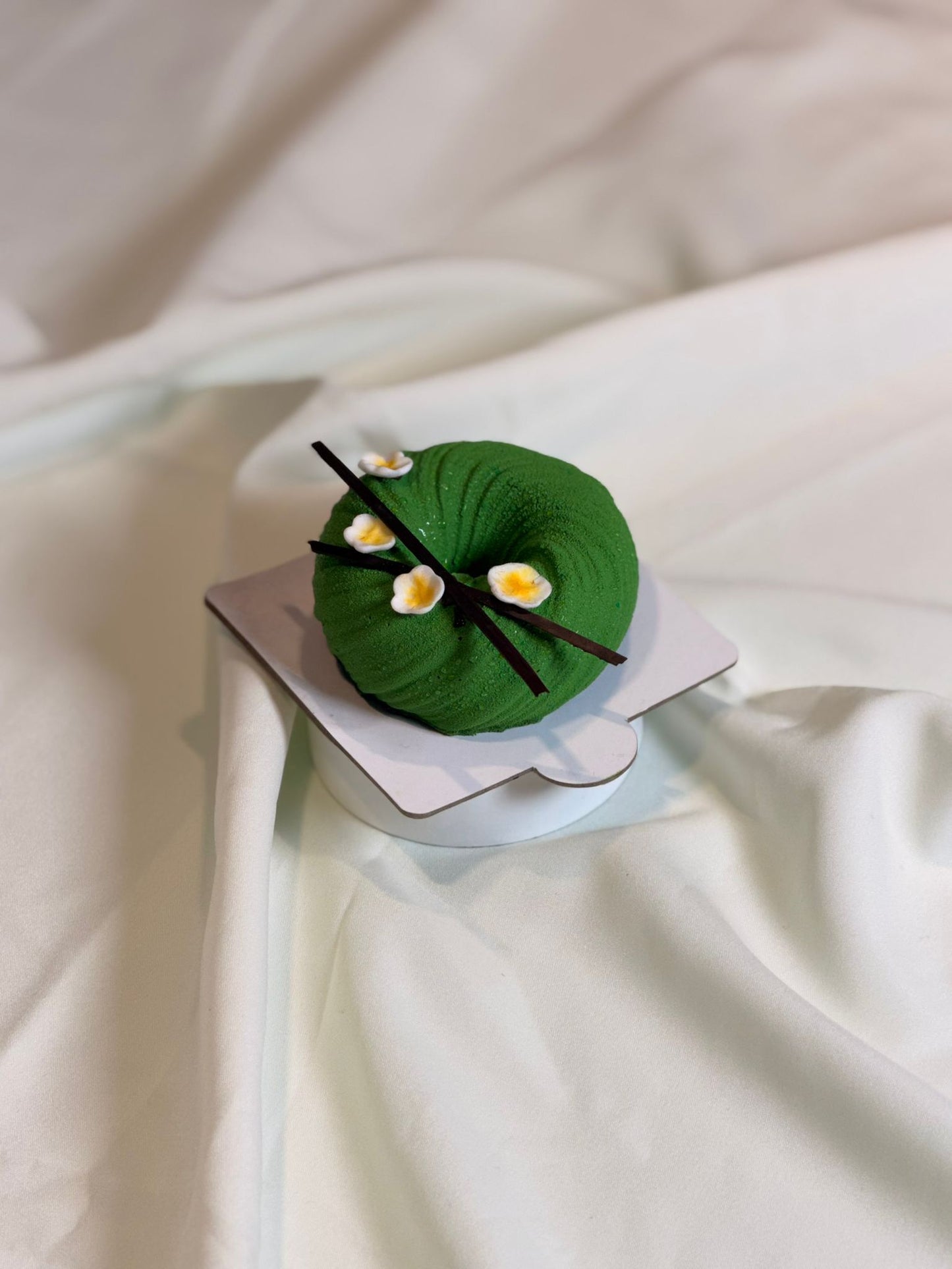 Frosty Mint Petit Gateau